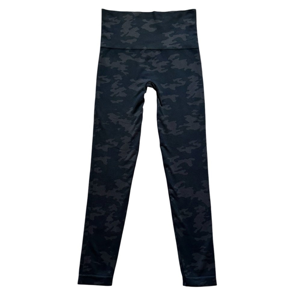 Spanx Look At Me Now Seamless Leggings Black/Gray Camo Print‎ Size M